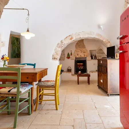 Trullo Di Serena * Челье-Мессапика